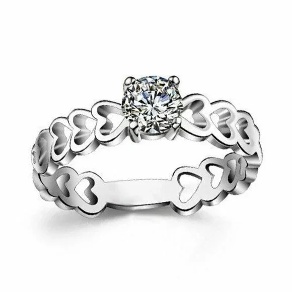 💍Lovely Anillos Hollow Heart Round Cut Moissanite Eternity Ring for Women, K770